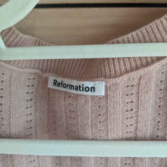 Reformation Germaine Cashmere Crop Sweater - Picture 3 of 4